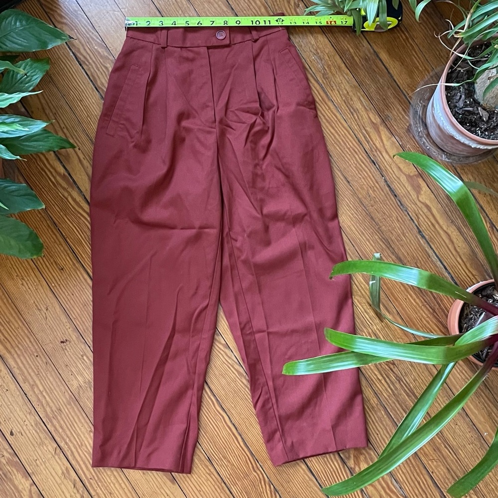 Cropped vintage rust red pants